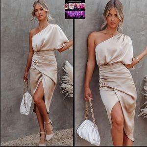 Women’s One Shoulder Ruched Dress ❤️